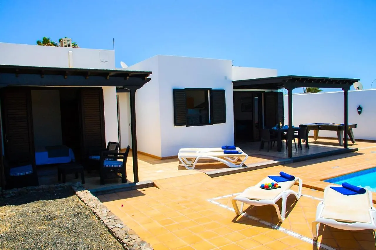 Villa Conil With Heated Pool And Air Conditioning Playa Blanca
